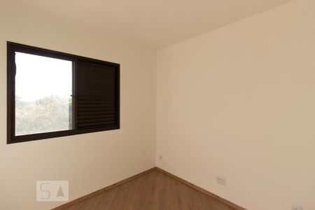 Apartamento à venda com 81m², 3 quartos e 2 vagasQuarto