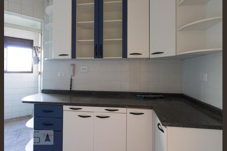 Apartamento à venda com 81m², 3 quartos e 2 vagasCozinha