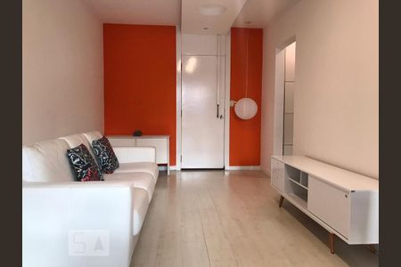 Sala de apartamento para alugar com 1 quarto, 62m² em Barra da Tijuca, Rio de Janeiro