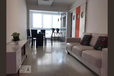 Sala de apartamento para alugar com 1 quarto, 62m² em Barra da Tijuca, Rio de Janeiro