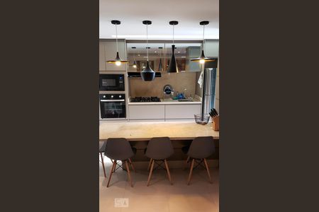 Sala/Cozinha de apartamento para alugar com 1 quarto, 40m² em Centro, Curitiba