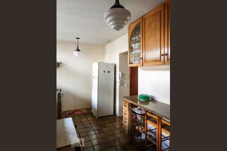 Apartamento à venda com 176m², 4 quartos e 2 vagasCozinha