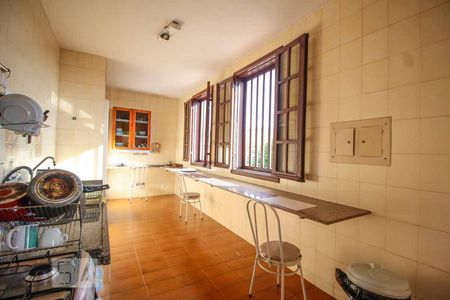 Casa à venda com 500m², 3 quartos e 4 vagasCozinha