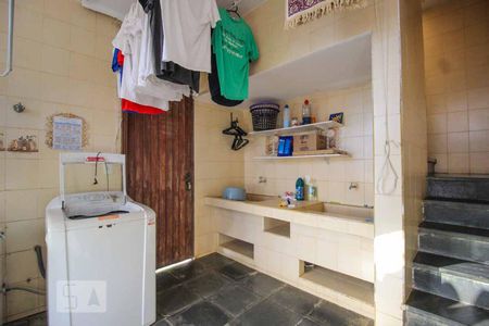 Casa à venda com 500m², 3 quartos e 4 vagasLavanderia