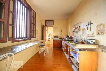 Casa à venda com 500m², 3 quartos e 4 vagasCozinha