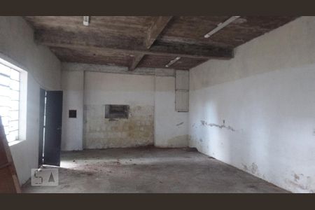 Casa à venda com 224m², 4 quartos e 4 vagas Casa à venda com 224m², 4 quartos e 4 vagasGaragem