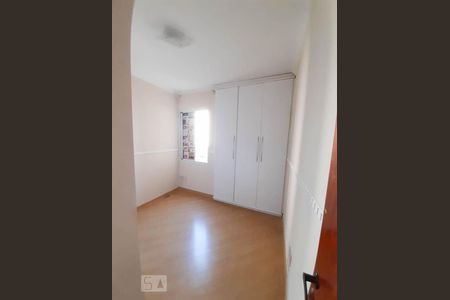 Quarto 2 de apartamento para alugar com 2 quartos, 50m² em Vila Paulo Silas, São Paulo