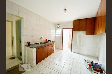 Cozinha de casa para alugar com 2 quartos, 100m² em Vila Maria Alta, São Paulo