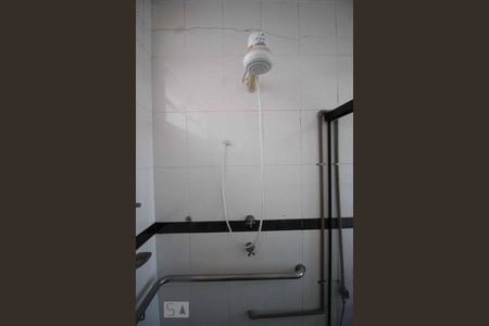 Casa à venda com 300m², 3 quartos e 2 vagasBanheiro Suíte 1