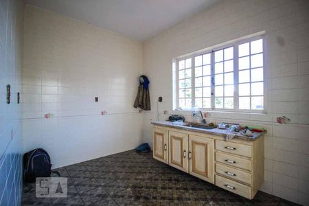 Casa à venda com 300m², 3 quartos e 2 vagasCozinha