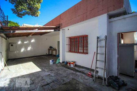 Casa à venda com 300m², 3 quartos e 2 vagasGaragem