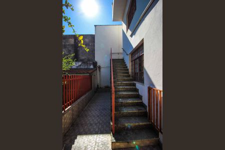 Casa à venda com 300m², 3 quartos e 2 vagasEscada