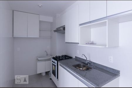 Apartamento à venda com 35m², 2 quartos e sem vaga Apartamento à venda com 35m², 2 quartos e sem vagaCozinha e Área de Serviço