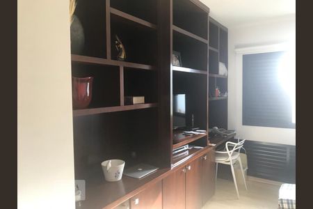 Suíte 1 de apartamento para alugar com 3 quartos, 156m² em Jardim Colombo, São Paulo