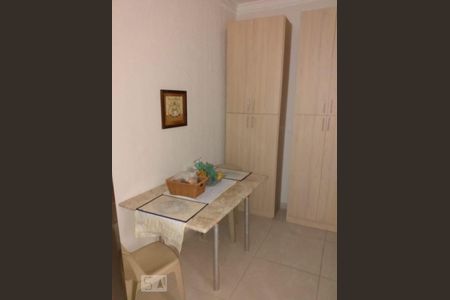 Apartamento à venda com 76m², 2 quartos e sem vagaCozinha