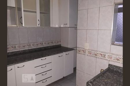 Cozinha de apartamento para alugar com 2 quartos, 58m² em Vila Amélia, São Paulo
