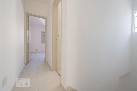 Corredor Quartos de casa para alugar com 3 quartos, 170m² em Campo Belo, São Paulo