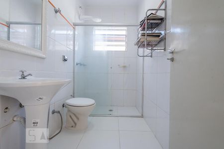 Casa para alugar com 170m², 3 quartos e 2 vagasBanheiro 1