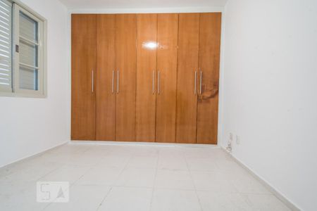 Casa para alugar com 170m², 3 quartos e 2 vagasQuarto 2