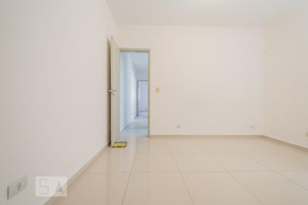 Casa para alugar com 170m², 3 quartos e 2 vagasSuíte