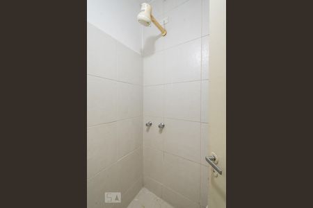 Casa para alugar com 170m², 3 quartos e 2 vagasBanheiro de Serviço