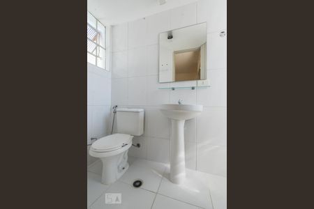 Casa para alugar com 170m², 3 quartos e 2 vagasBanheiro  Suíte