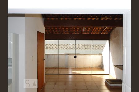 Casa de condomínio para alugar com 118m², 3 quartos e 2 vagasSalão de Festas