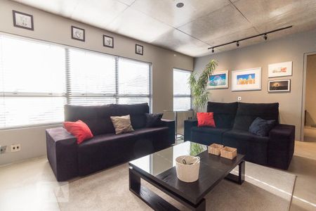 Sala de apartamento para alugar com 1 quarto, 70m² em Petrópolis, Porto Alegre