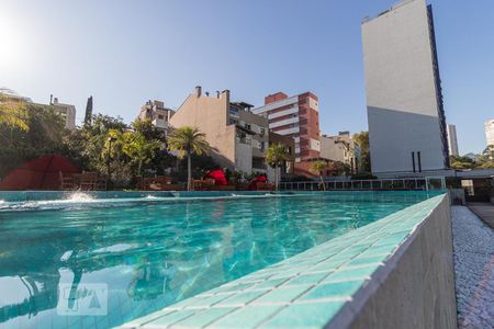 Apartamento para alugar com 70m², 1 quarto e 1 vagaÁrea comum - Piscina