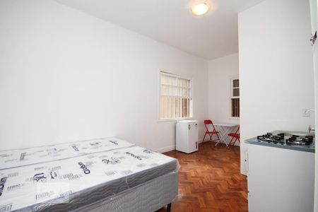 Studio de kitnet/studio para alugar com 1 quarto, 17m² em Vila Monumento, São Paulo