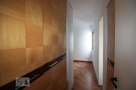 Apartamento para alugar com 106m², 3 quartos e 2 vagas Apartamento para alugar com 106m², 3 quartos e 2 vagasSuíte
