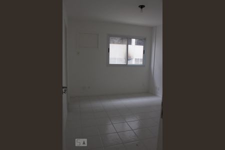 Casa de condomínio à venda com 188m², 4 quartos e 2 vagasSuite 3