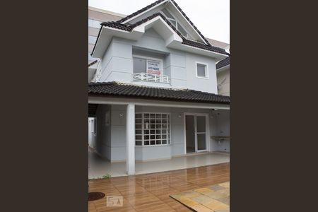 Casa de condomínio à venda com 188m², 4 quartos e 2 vagasFachada da Casa