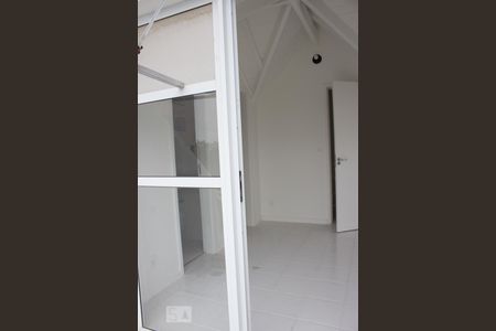 Casa de condomínio à venda com 188m², 4 quartos e 2 vagasSuite 4