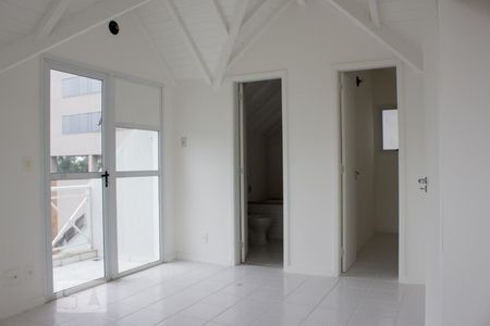 Casa de condomínio à venda com 188m², 4 quartos e 2 vagasSuite 4