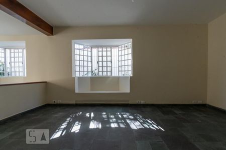 Sala de casa à venda com 3 quartos, 170m² em Brooklin Paulista, São Paulo