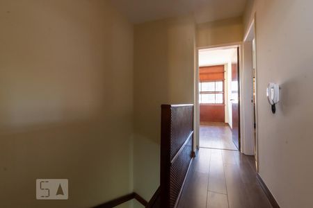 Casa à venda com 170m², 3 quartos e 2 vagasCorredor Quartos