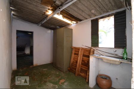 Casa para alugar com 141m², 3 quartos e 2 vagasbarracão