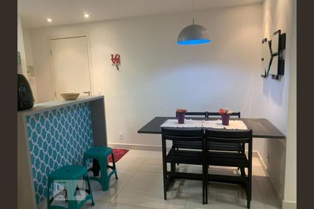 Apartamento à venda com 48m², 1 quarto e 1 vaga Apartamento à venda com 48m², 1 quarto e 1 vagaSala