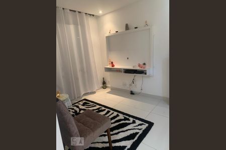 Apartamento à venda com 48m², 1 quarto e 1 vaga Apartamento à venda com 48m², 1 quarto e 1 vagaSala