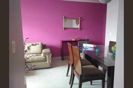 Sala de apartamento à venda com 2 quartos, 70m² em Jaguaribe, Osasco