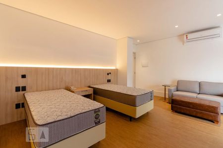 Quarto 1  de apartamento à venda com 2 quartos, 62m² em Jardim Europa, São Paulo