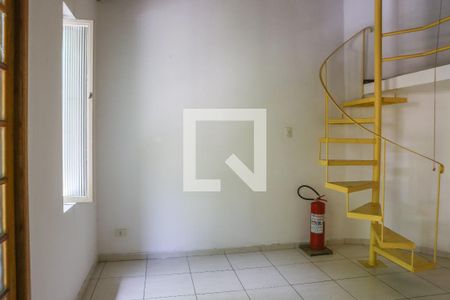Sala de casa para alugar com 2 quartos, 81m² em Perdizes, São Paulo