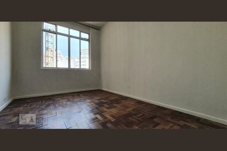 Quarto de kitnet/studio para alugar com 1 quarto, 50m² em Centro, Curitiba