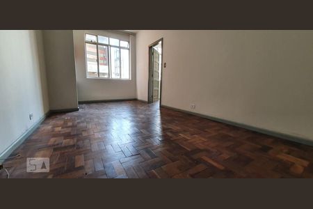 Sala de kitnet/studio para alugar com 1 quarto, 50m² em Centro, Curitiba