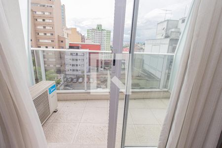 Studio para alugar com 22m², 0 quarto e sem vaga Studio para alugar com 22m², 0 quarto e sem vagaVaranda