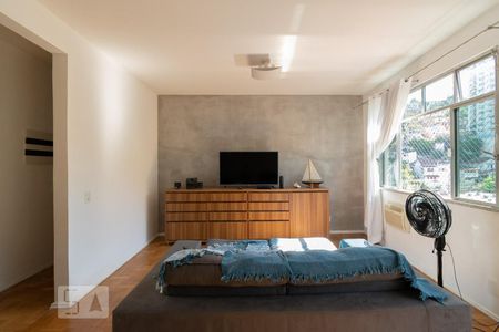 SALA de apartamento para alugar com 3 quartos, 100m² em Ingá, Niterói