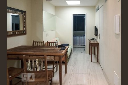 Sala de apartamento para alugar com 1 quarto, 35m² em Glória, Rio de Janeiro