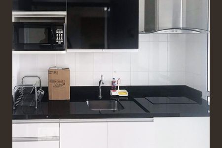 Cozinha de kitnet/studio à venda com 1 quarto, 52m² em Campo Belo, São Paulo