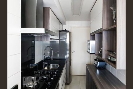 Apartamento à venda com 98m², 2 quartos e 2 vagasCozinha